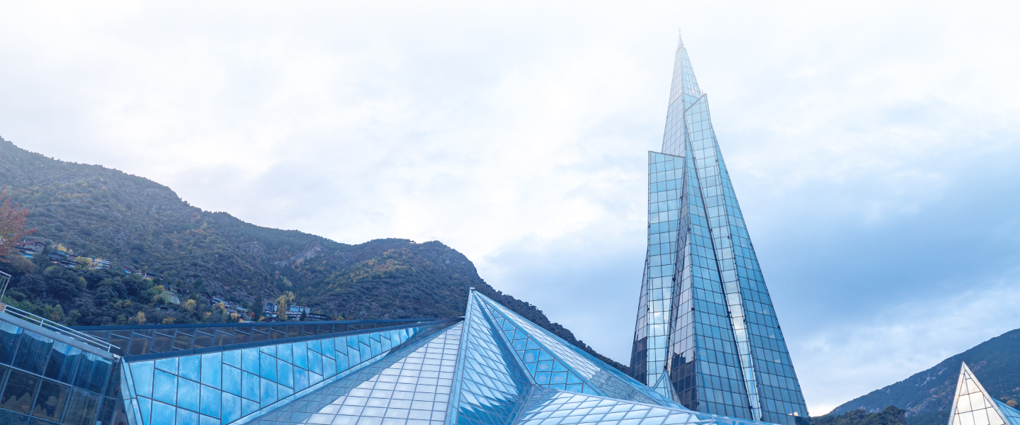 1 header porque andorra