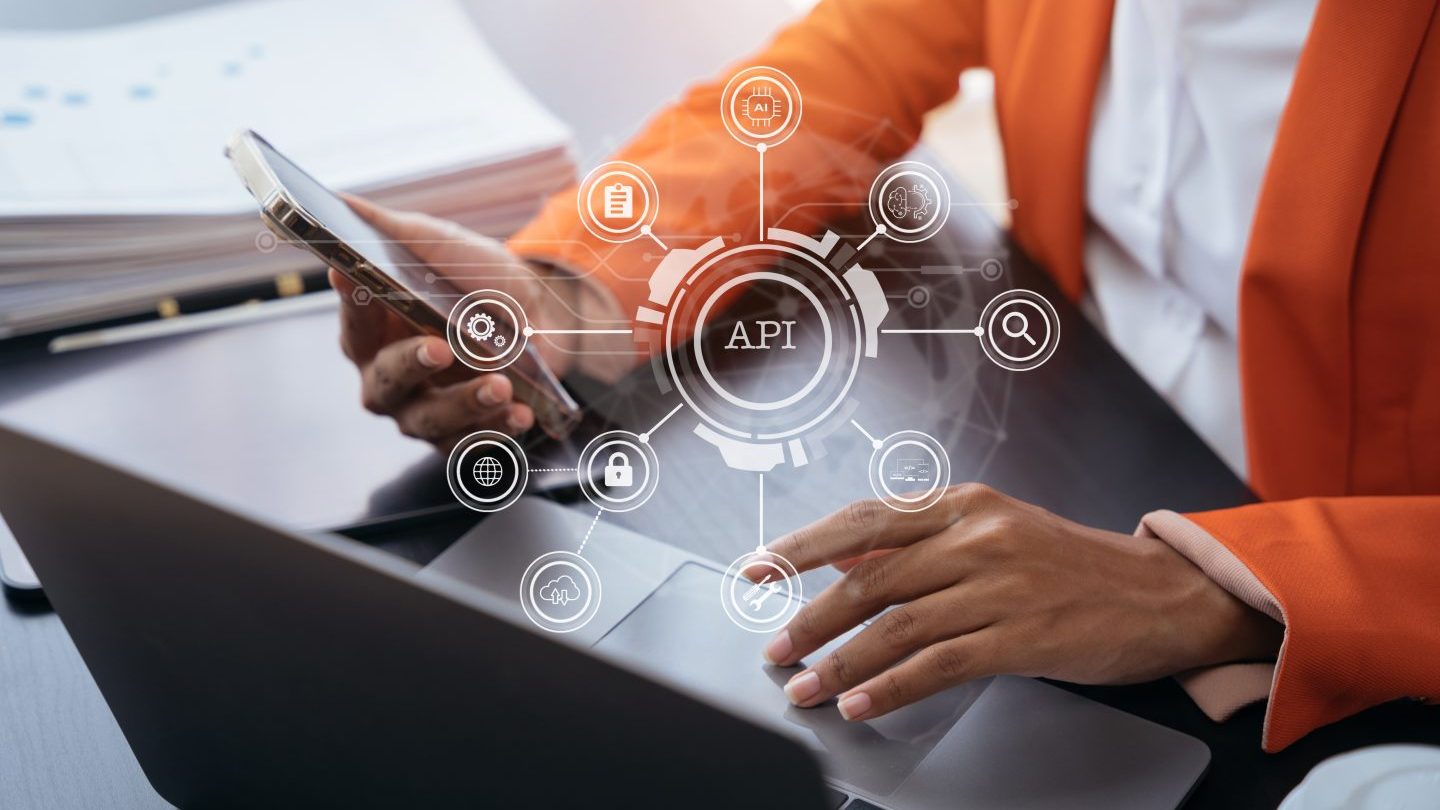 Servei Creand API 1 header-api